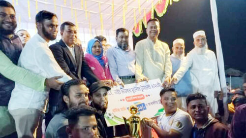 গোটাটিকর ব্রাদার্স ক্লাবের ৪র্থ নাইট মিডবার ফুটবল টুর্নামেন্টের ফাইনাল ও পুরস্কার বিতরণ সম্পন্ন