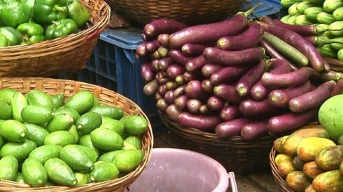 রমজানে দাম বেড়েছে মুরগি-লেবু-শসা-বেগুনের