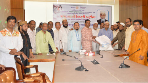 রোটারী ক্লাব অব সিলেট সেন্ট্রালের খাদ্য সামগ্রী বিতরণ
