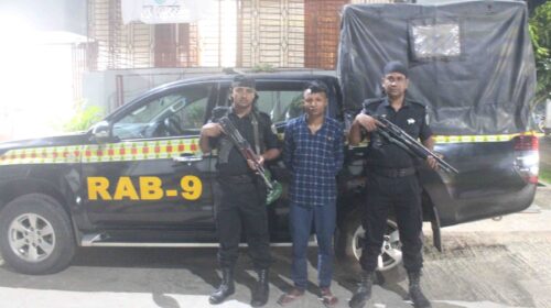 র‌্যাবের অভিযানে মাধবপুর থেকে ৪২ কেজি গাঁজাসহ গ্রেফতার-১