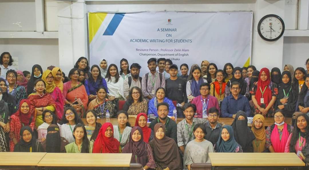 লিডিং ইউনিভার্সিটিতে একাডেমিক রাইটিং বিষয়ক সেমিনার অনুষ্ঠিত 