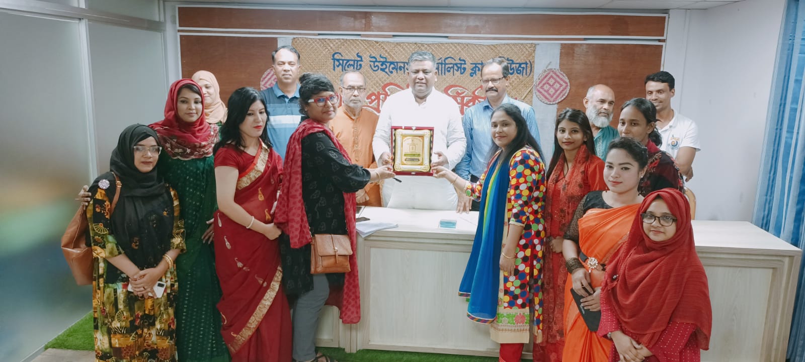 জাঁকজমকপূর্ণ ভাবে সিলেট উইমেনস জার্নালিস্ট ক্লাবের প্রথম প্রতিষ্ঠাবার্ষিকী উদযাপন