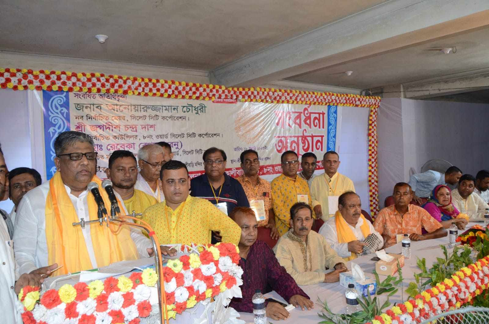 আনোয়ারুজ্জামান চৌধুরীকে কালীবাড়ি মন্দির পরিচালনা কমিটির সংবর্ধনা