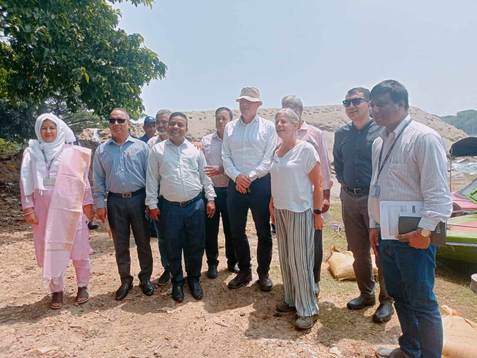 নেদারল্যান্ড দূতাবাসের প্রতিনিধি দলের ব্র্যাক- সমন্বিত উন্নয়ন কর্মসূচীর কার্যক্রম পরিদর্শন