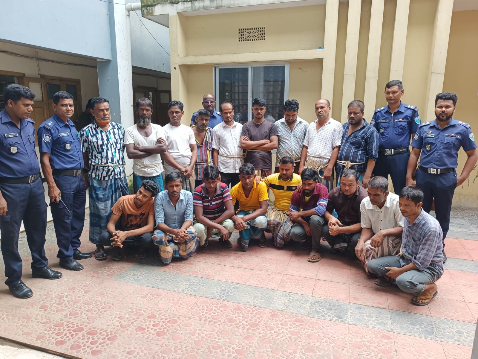 সিলেটে ১৮ জুয়াড়ি গ্রেফতার