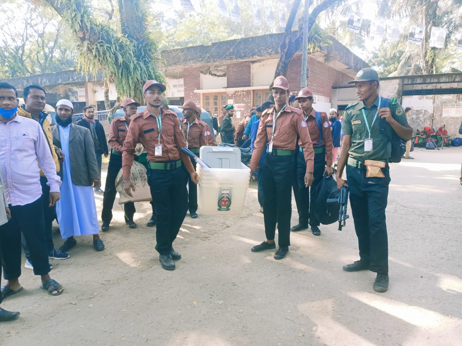 সিলেটের ৭৫টি ভোটকেন্দ্রে ব্যালট পেপার প্রেরণ
