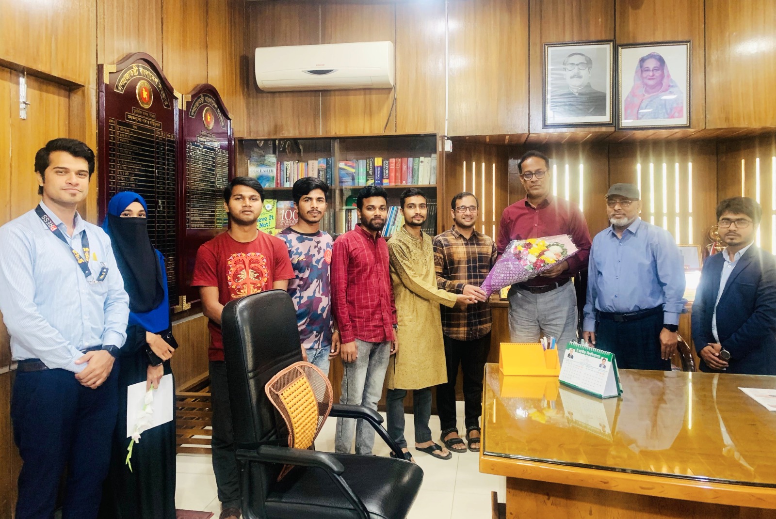 কলেজ প্রশাসনের সাথে এমসি কলেজ রিপোর্টার্স ইউনিটির সাক্ষাৎ