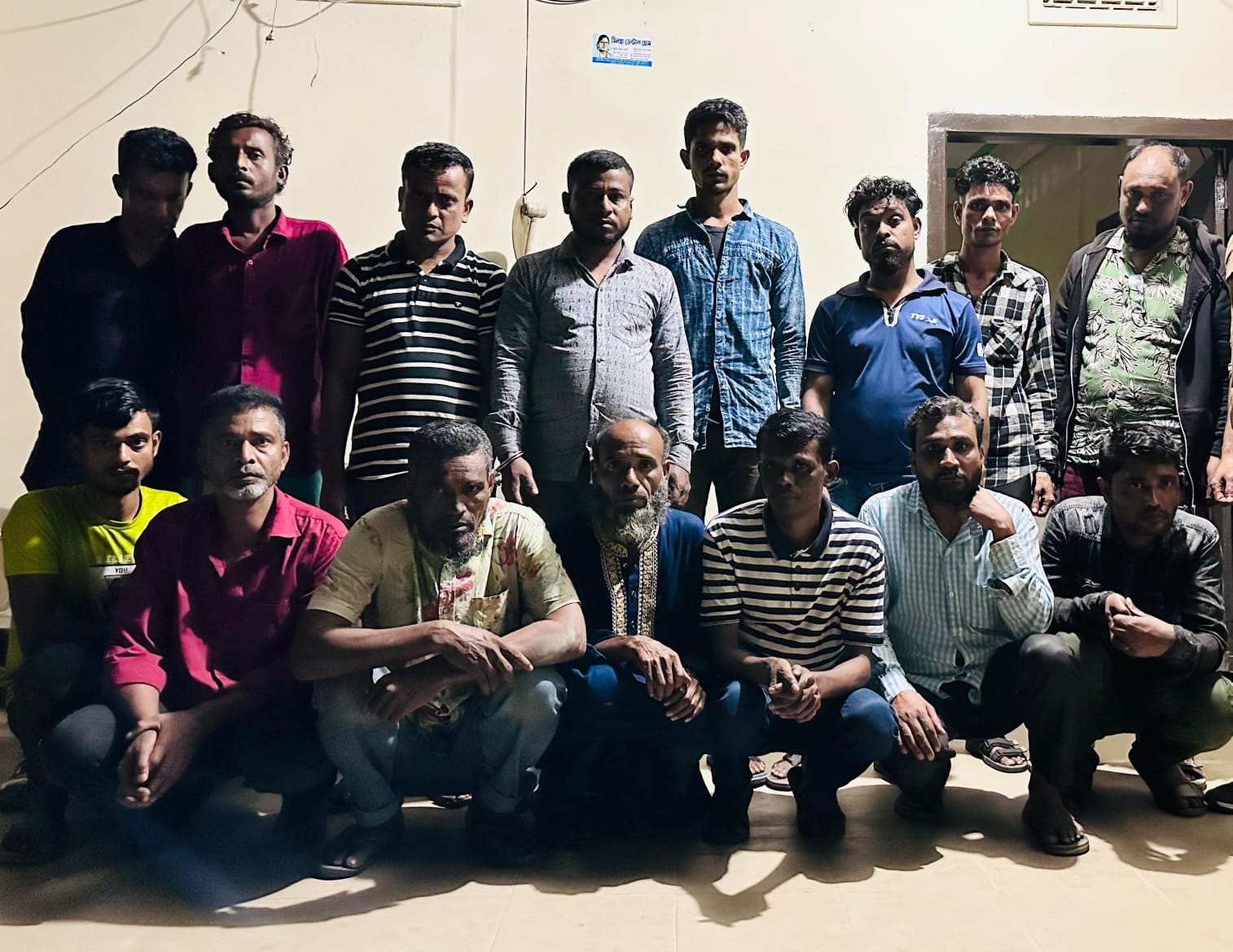 সিলেটে জুয়া খেলার সামগ্রী সহ ২০ জন আটক