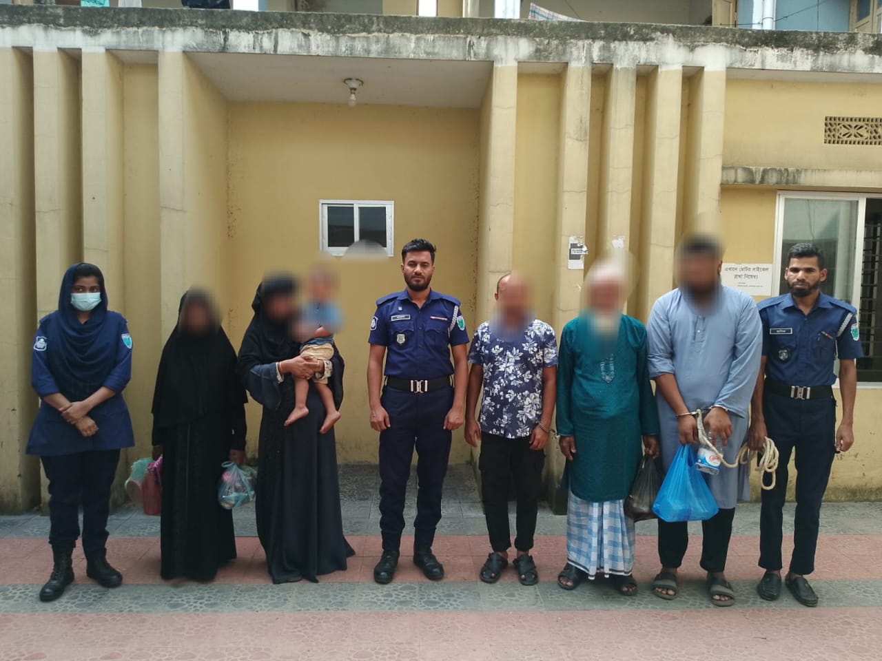 গোলাপগঞ্জে মাইক্রোবাস চালক খুনের ঘটনায় গ্রেপ্তার-৫