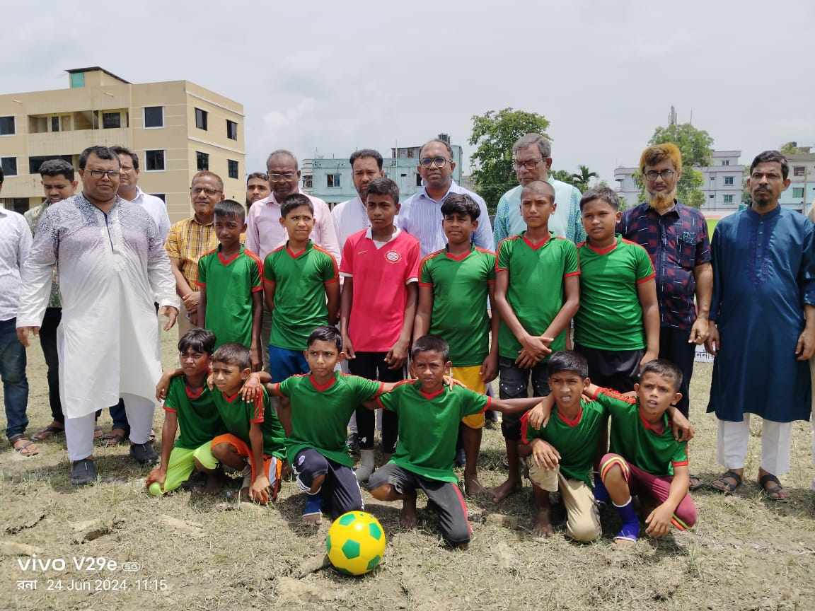মাধবপুরে বঙ্গবন্ধু গোল্ডকাপ ও বঙ্গমাতা বেগম ফজিলাতুন্নেছা মুজিব গোল্ডকাপ ফুটবল টুর্নামেন্টের উদ্বোধন 
