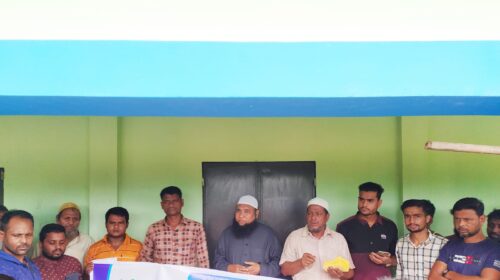 বন্যার্ত মানুষদের মাঝে গৌরীনগর প্রবাসী সামাজিক উন্নয়ন পরিষদের নগদ অর্থ বিতরণ