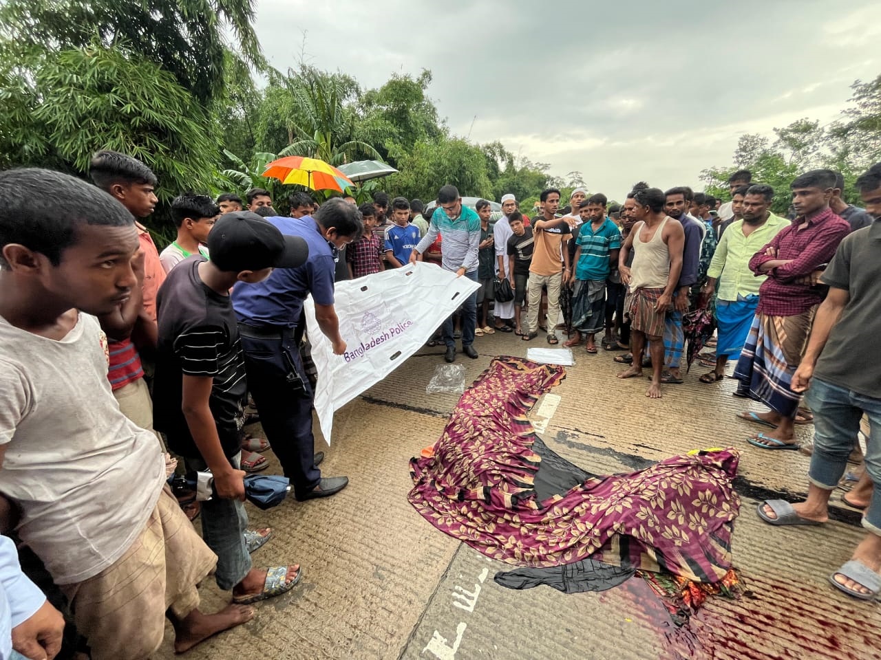 কোম্পানীগঞ্জে সড়ক দুর্ঘটনায় দুই পর্যটকের মৃত্যু