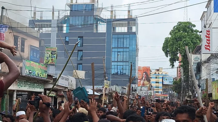 হবিগঞ্জে সংঘর্ষে নিহত-১, অবরুদ্ধ এমপিকে উদ্ধার করল সেনাবাহিনী