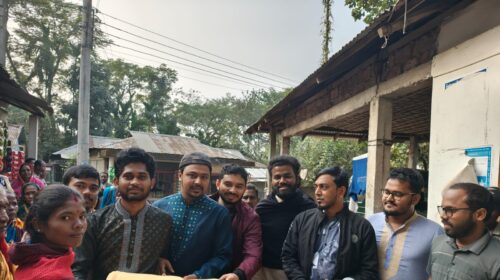 জাতীয় নাগরিক কমিটির পক্ষ থেকে চা-শ্রমিকদের মাঝে কম্বল বিতরণ
