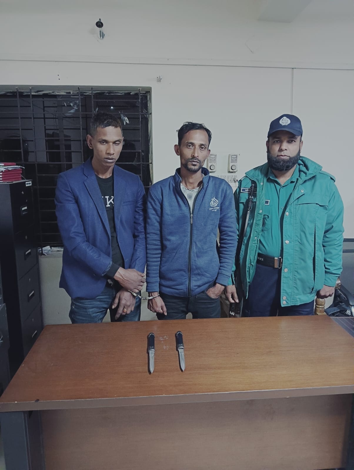 সিলেটে ধারালো অস্ত্রসহ দুই যুবক গ্রেপ্তার