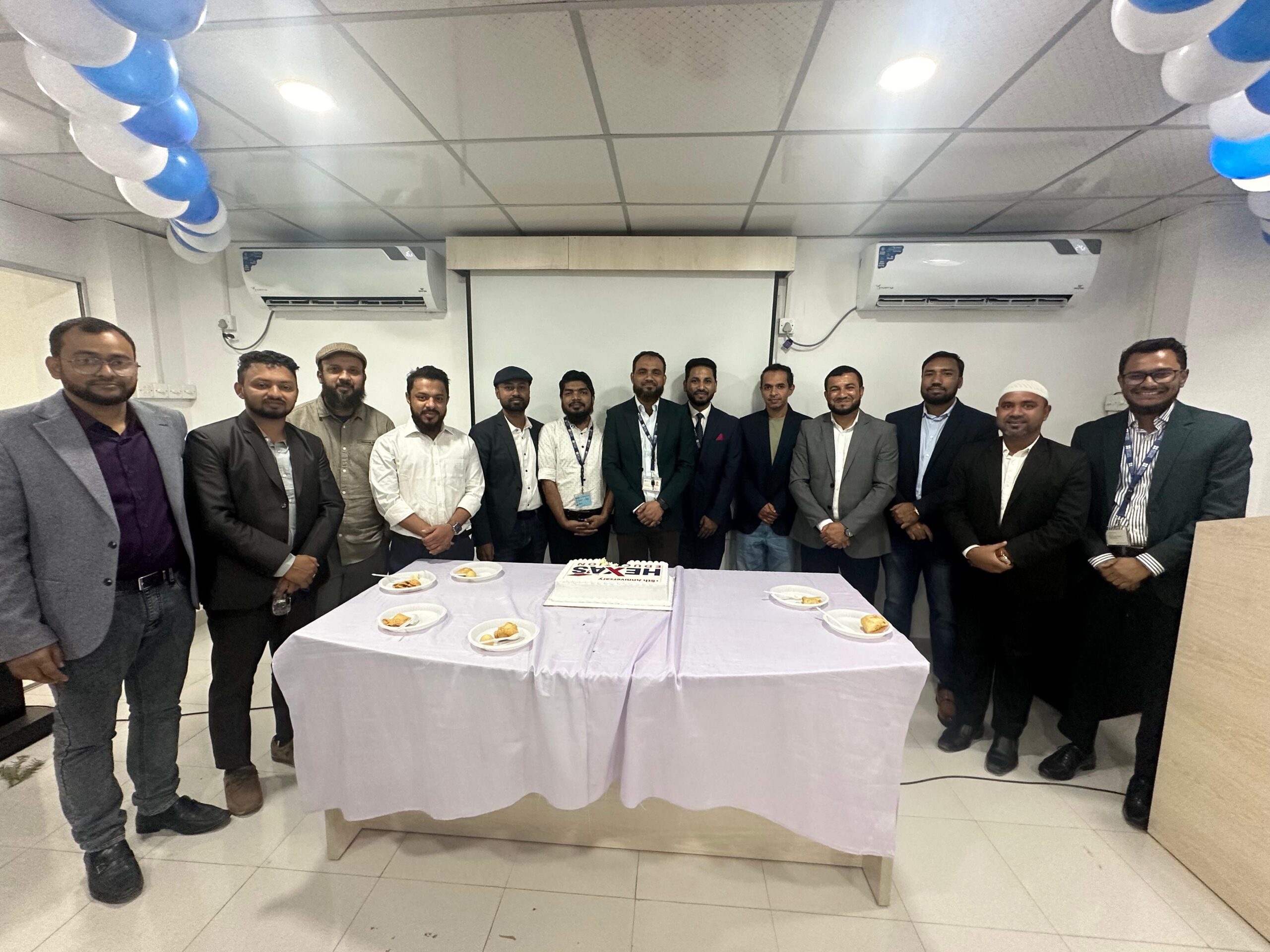 জমকালো আয়োজনে হেক্সাস এডুকেশনের ১৮তম প্রতিষ্ঠাবার্ষিকী উদযাপন