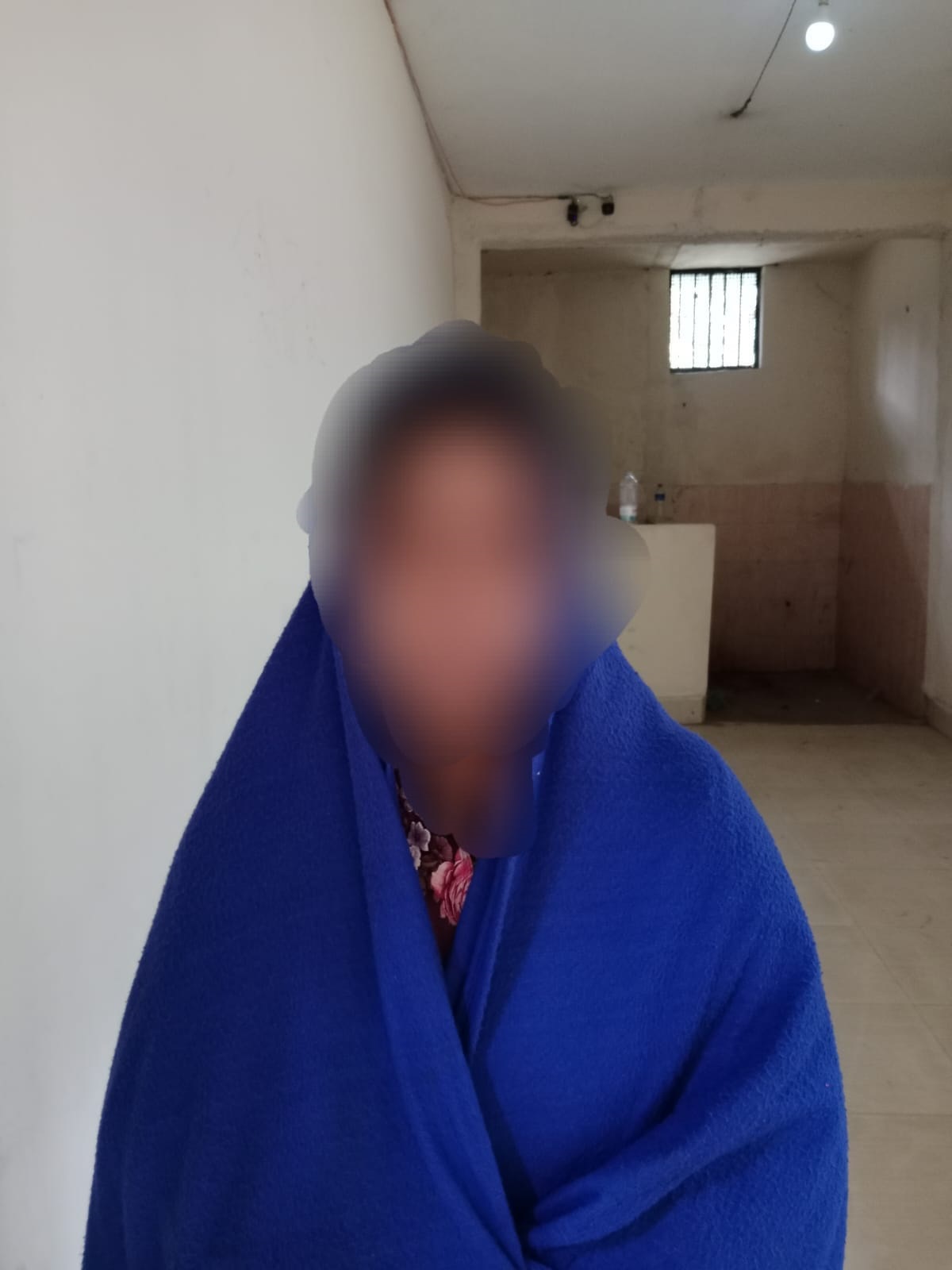 সিলেটে অসামাজিক কার্যকলাপে জড়িত থাকার অপরাধে নারী-পুরুষ আটক