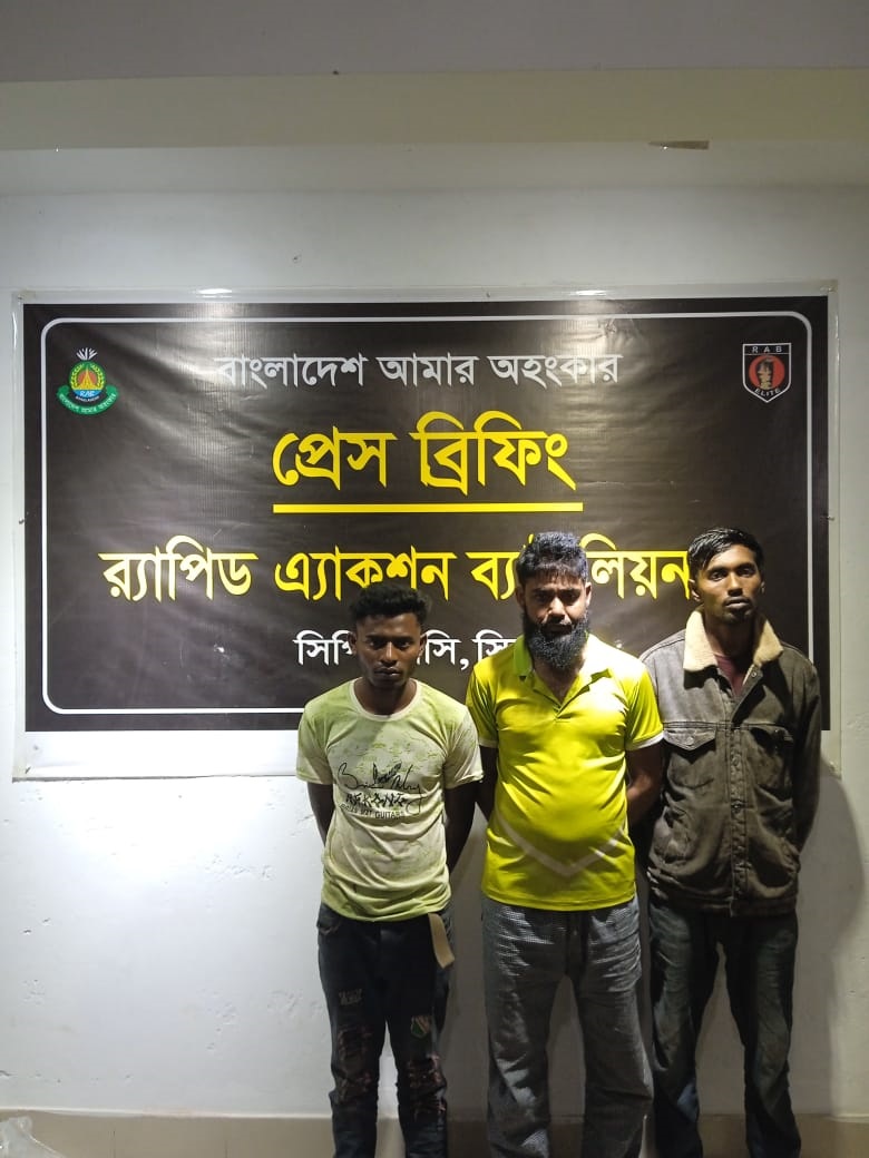 সিলেটে ৩৮৮ বোতল ফেনসিডিলসহ আটক-৩