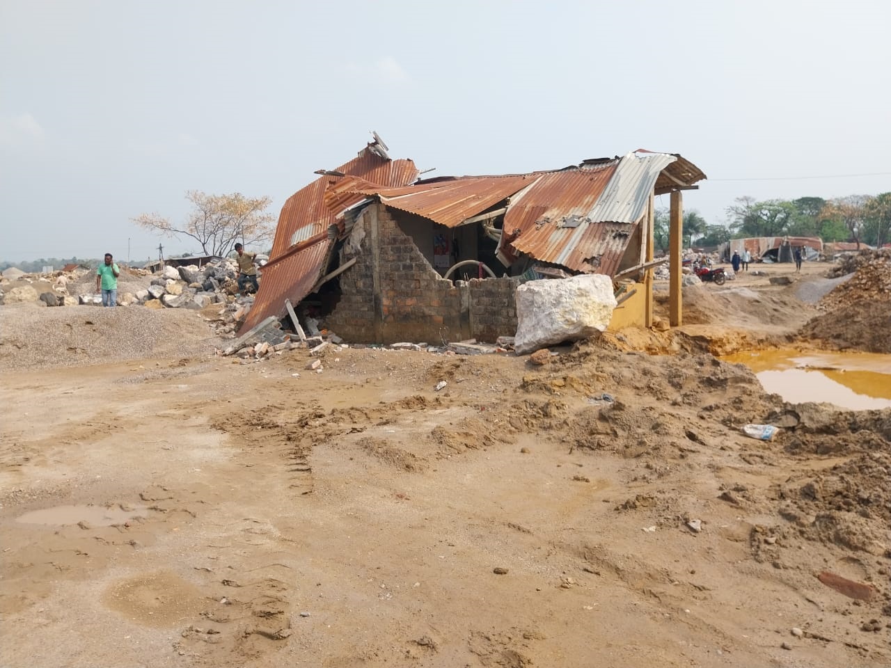 ভোলাগঞ্জে দখল হওয়া সরকারি খাস জমি উদ্ধারে অভিযান