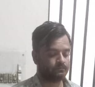 সিলেটে হকারকে তুলে নিয়ে চাঁদা আদায়ের ঘটনায় বহিষ্কৃত যুবদল নেতা গ্রেপ্তার