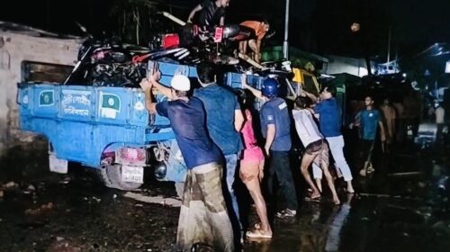 সিলেটে গাড়ি পার্কিং নিয়ে স্বেচ্ছাসেবকদল নেতাকর্মীদের পেটাল নিষিদ্ধ ছাত্রলীগ