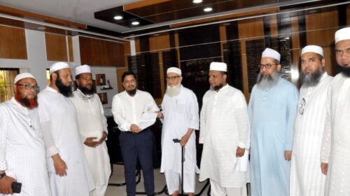 ওরসে অসামাজিকতা বন্ধে সিলেট জেলা প্রশাসকের কাছে শাহজালাল তাওহিদি কাফেলার স্মারকলিপি