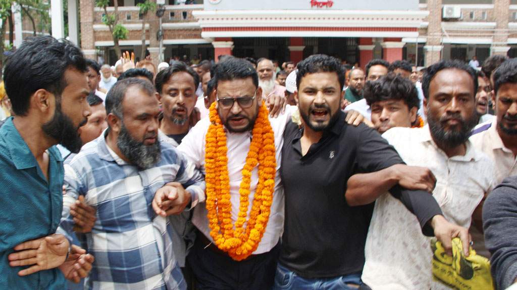 শ্রমিক নেতা জাকারিয়ার জামিনে বিএনপির উদ্বেগ