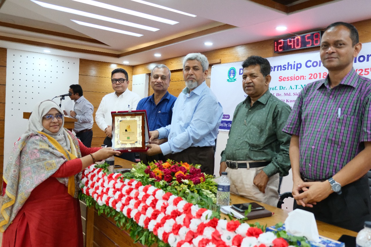 দেশের প্রাণিজ আমিষের ৭৬ শতাংশ আসে ডিম, দুধ ও মাংস থেকে