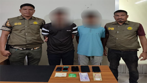 সিলেটে মোবাইল ফোন ও নগদ টাকা সহ প্রতারক চক্রের ২ সদস্য গ্রেফতার